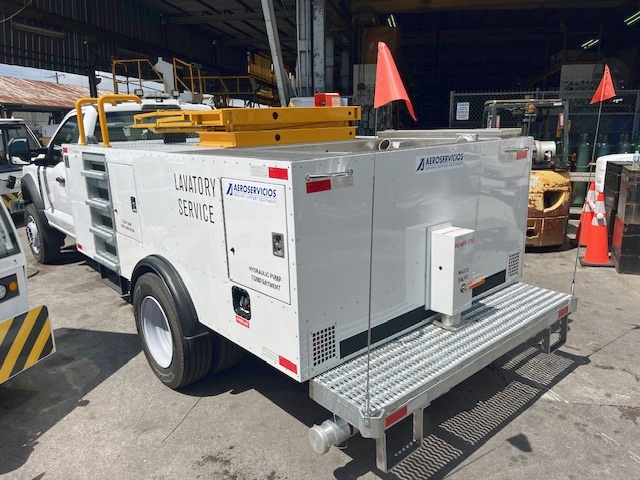 Lavatory Truck Ford/Standard GSE F-600 XL SD 2023