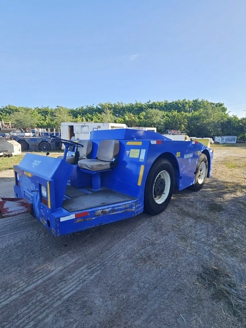 Push Back Tractor FMC B350E