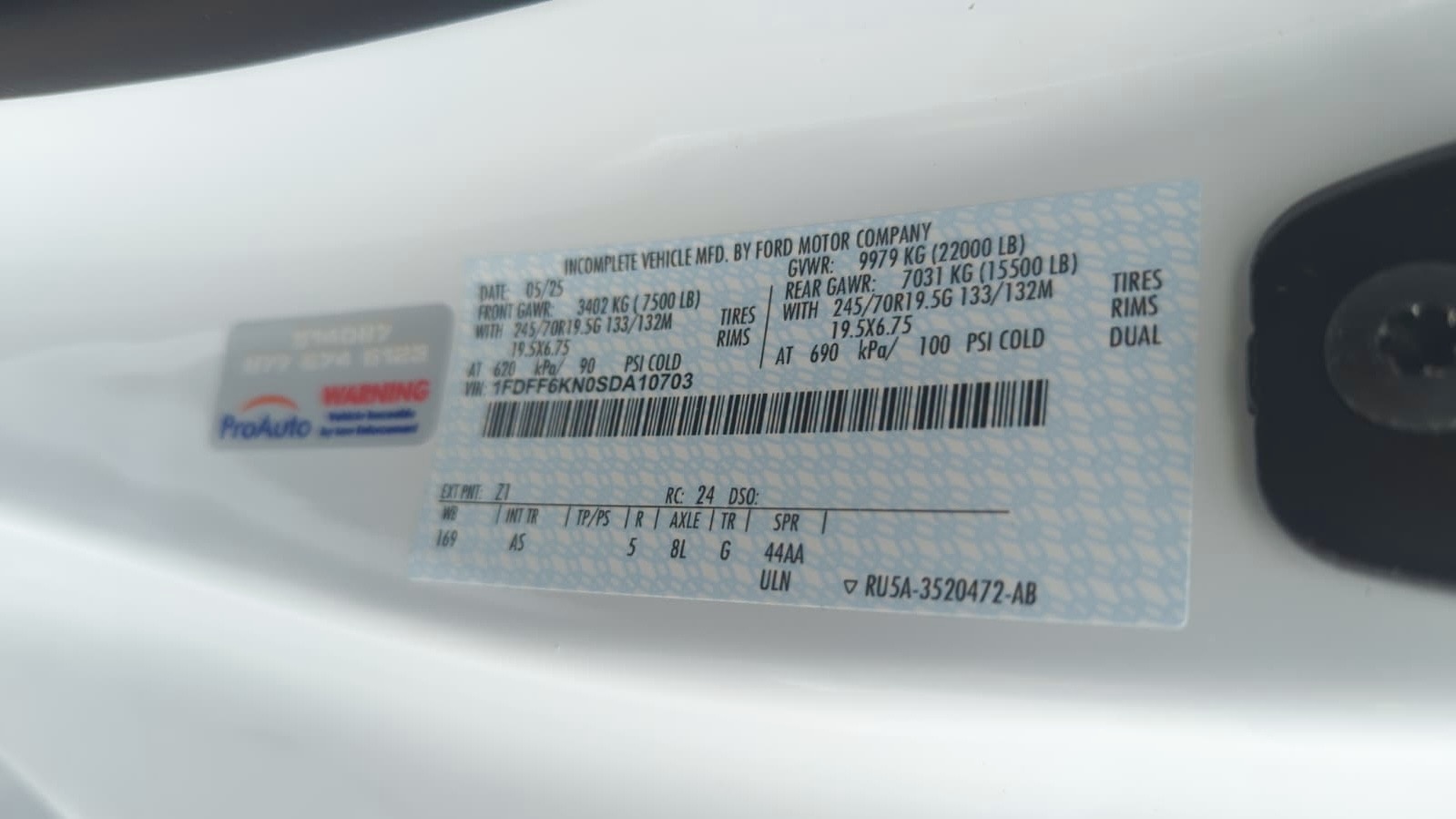 Truck Chassis Ford F-600