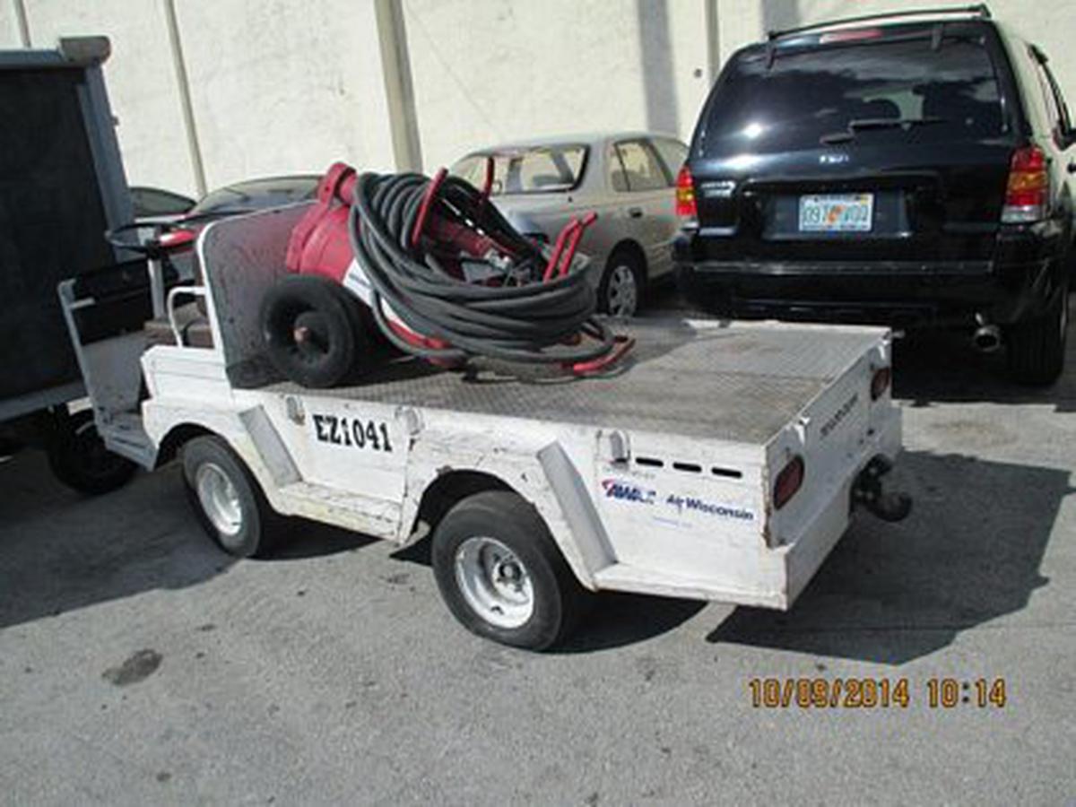 Electric Utility Vehicle Taylor-Dunn BO-T48-48