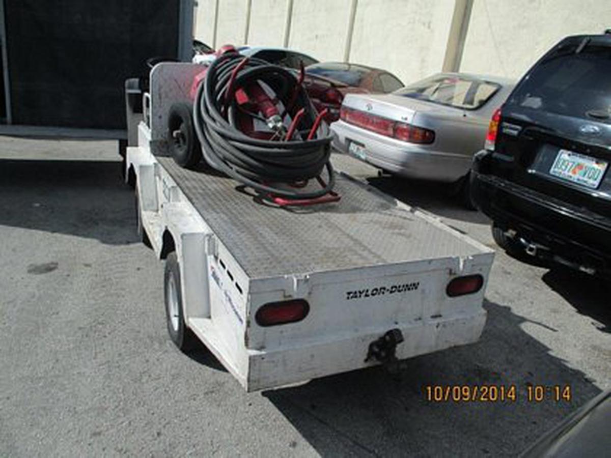 Electric Utility Vehicle Taylor-Dunn BO-T48-48