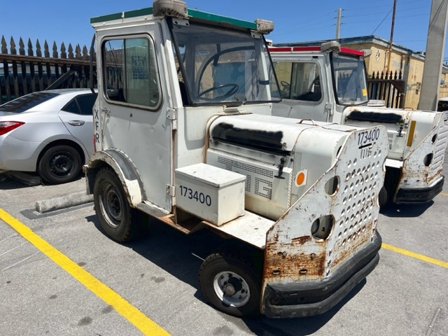 Baggage Tractor Tug MA-30 CAB