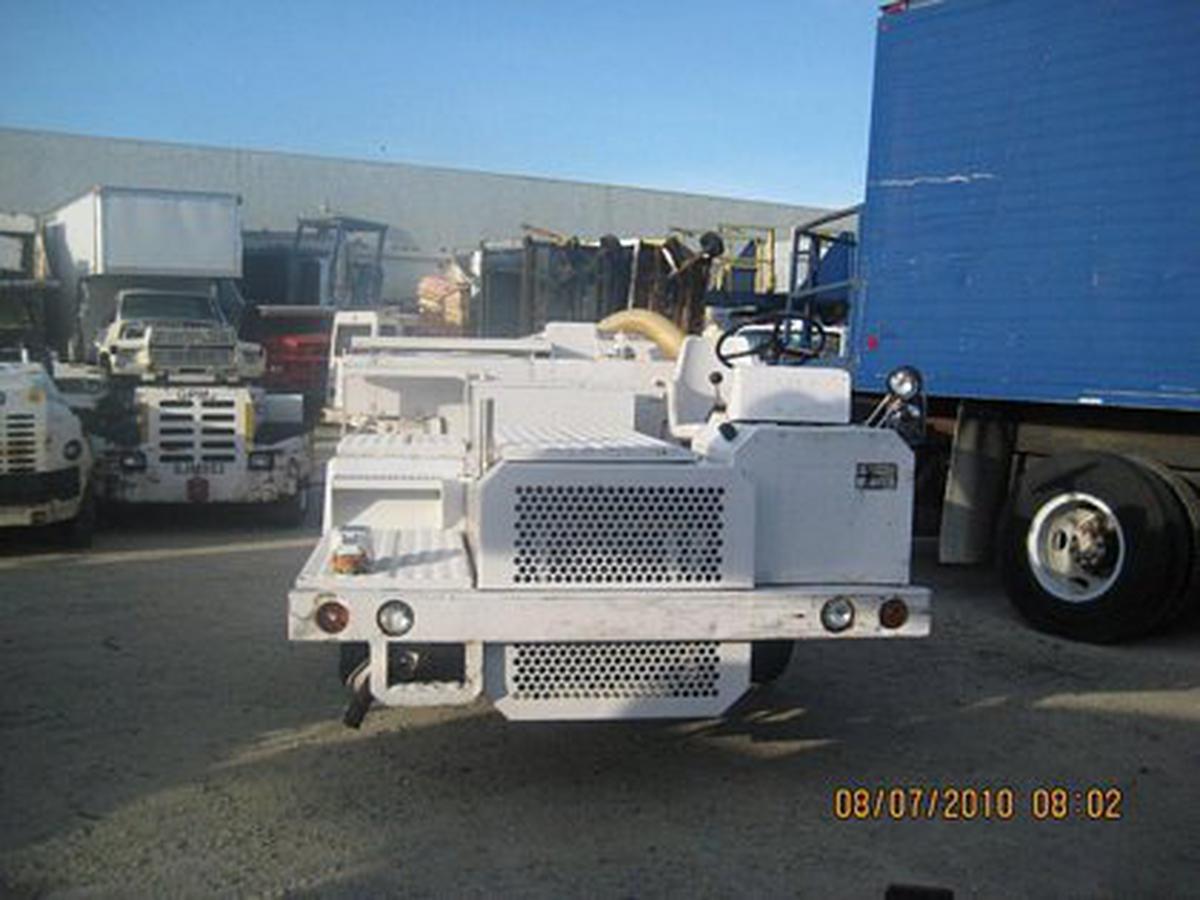 Lavatory Truck ACE 1410-5030