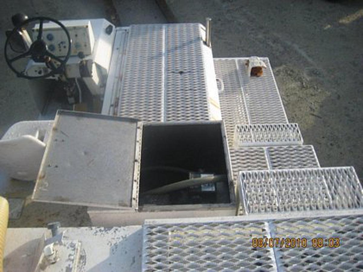 Lavatory Truck ACE 1410-5030