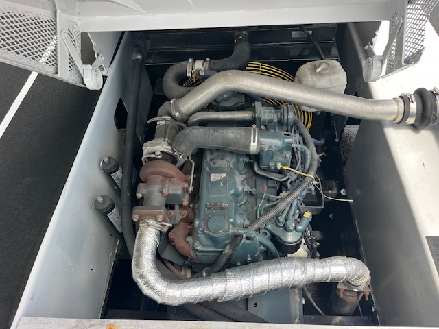 Push Back Tractor FMC B-300