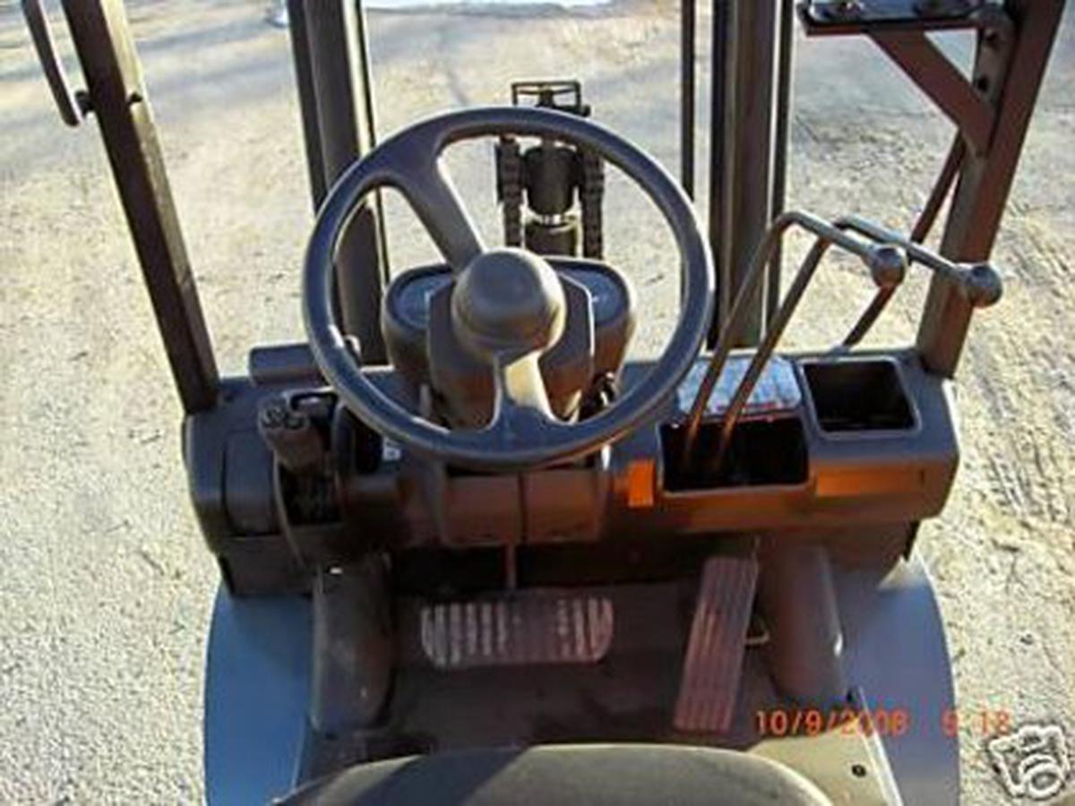 Forklift Toyota 6FGCU20