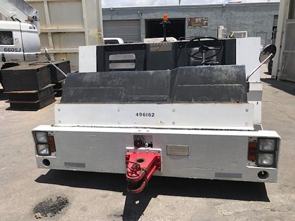 Push Back Tractor FMC B-1200