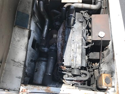 Push Back Tractor FMC B-1200