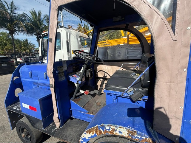 Baggage Tractor Tug MA-30 CAB