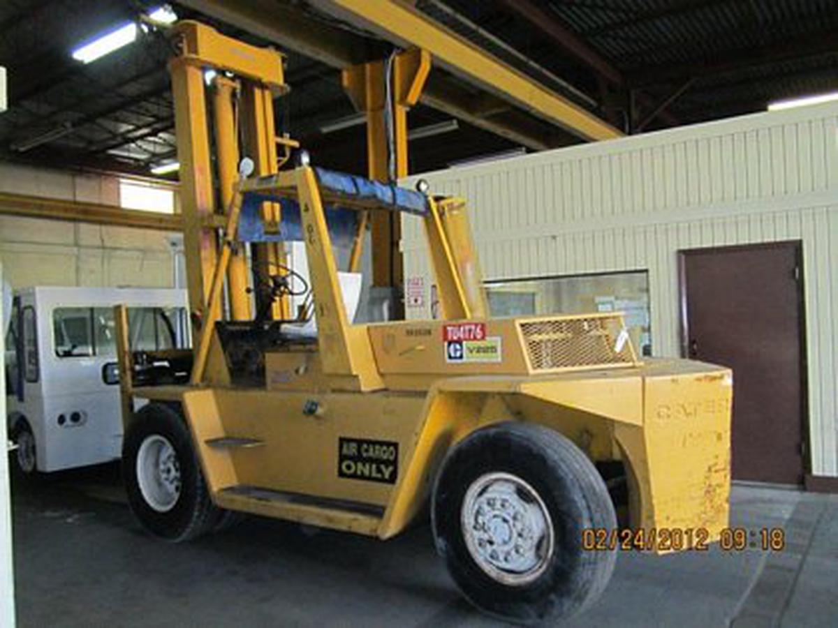 1978 Caterpillar V225