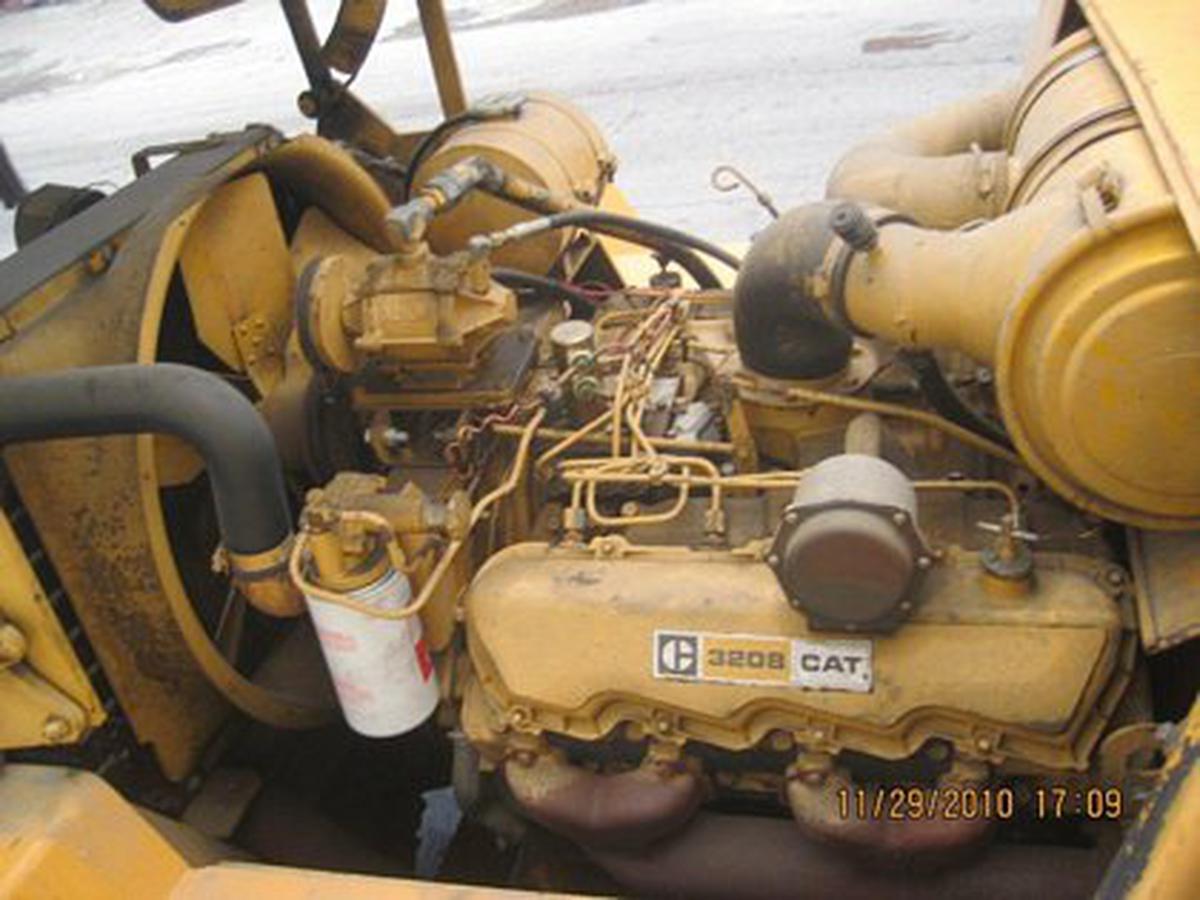 1978 Caterpillar V225