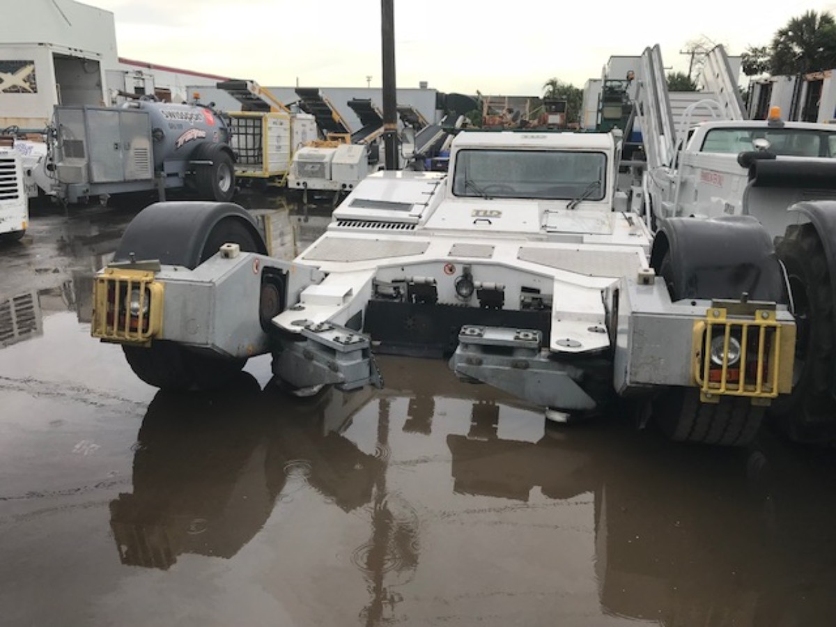 Towbarless Push Back Tractor TLD TPX-200 S