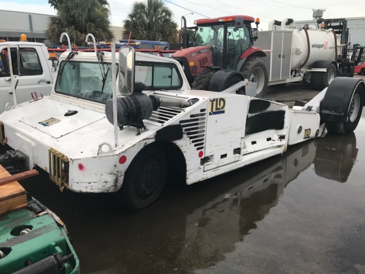 Towbarless Push Back Tractor TLD TPX-200 S