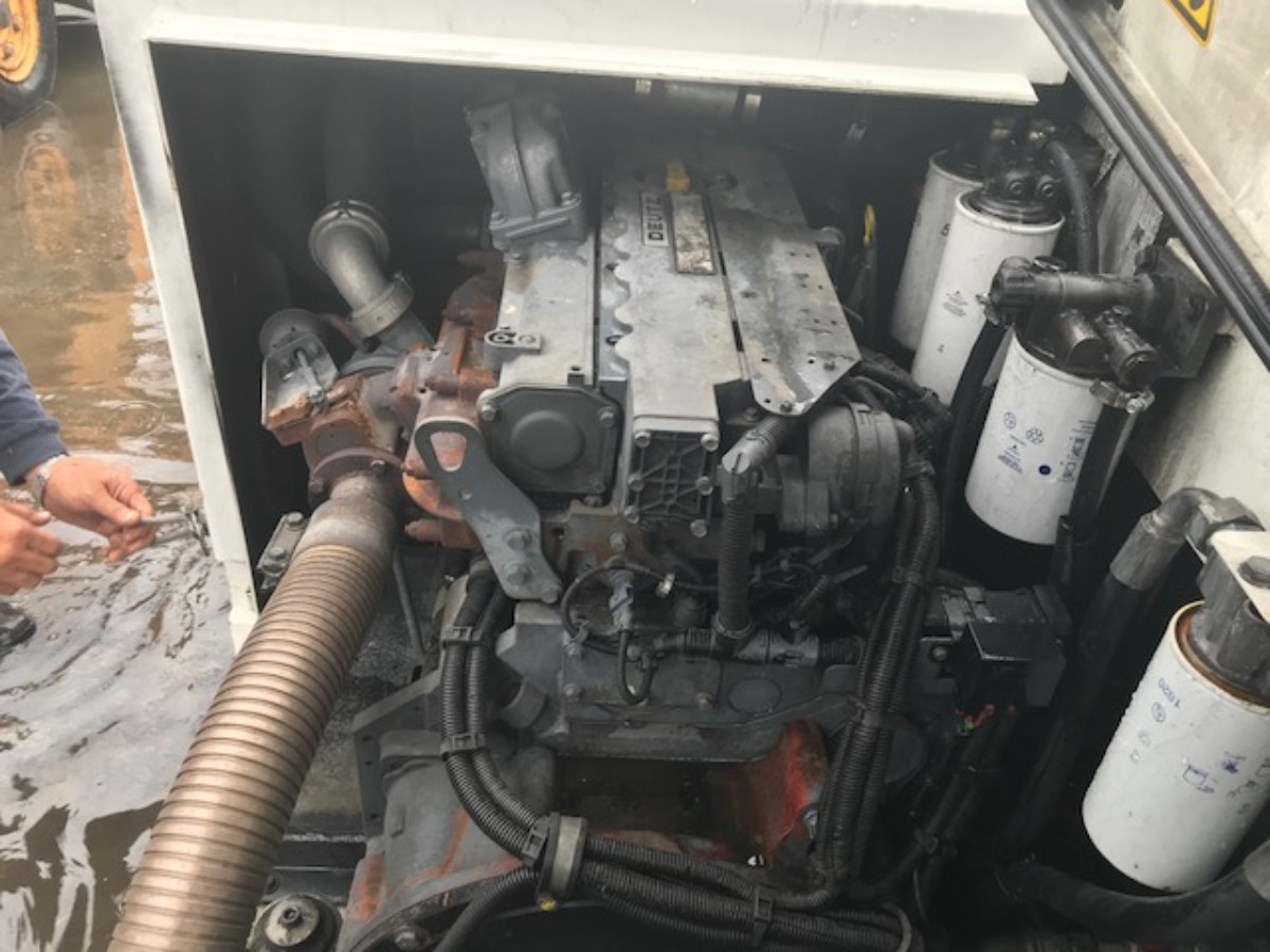 Towbarless Push Back Tractor TLD TPX-200 S