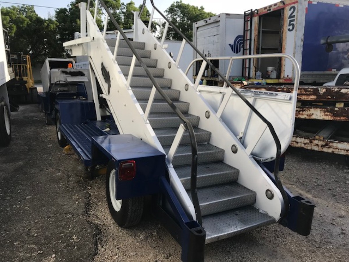 Motorized Passenger Stair Wollard/TLPH 310 - 96/114 in