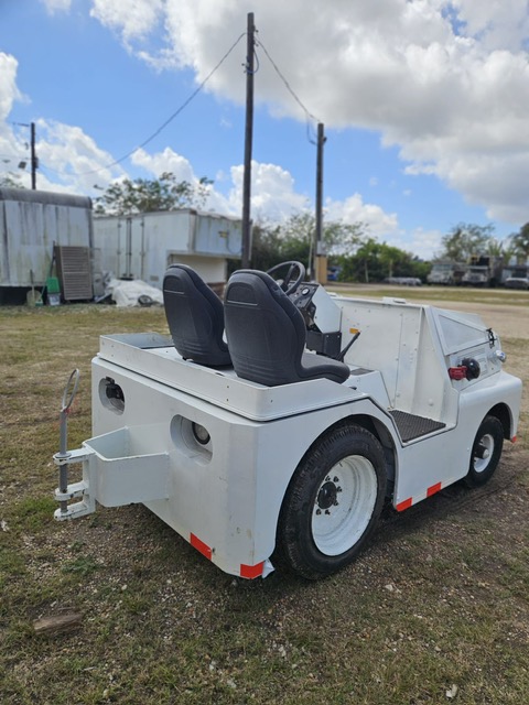 Baggage Tractor Tug  M1A40
