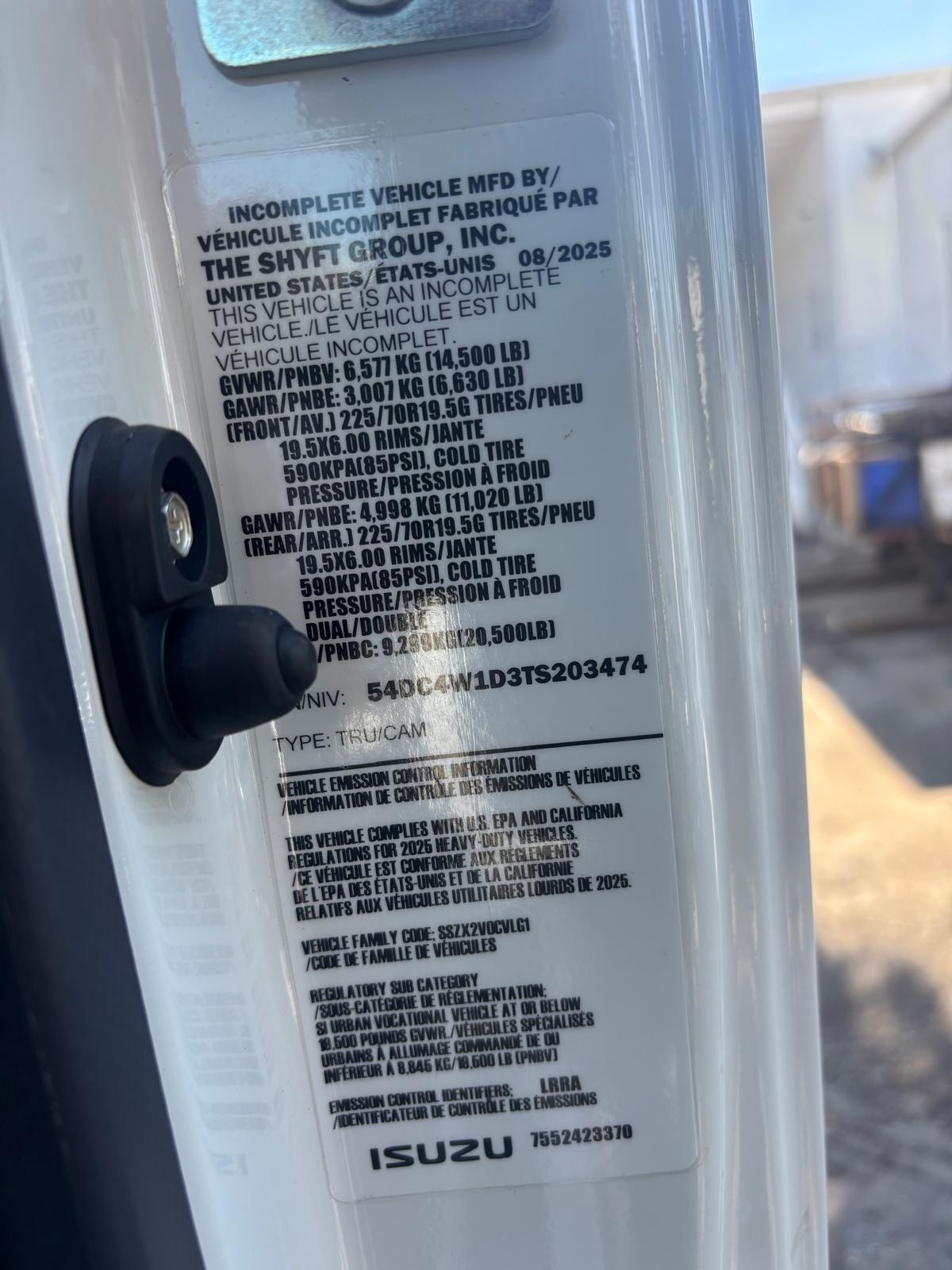 Truck Chassis Isuzu NPR - Gasoline