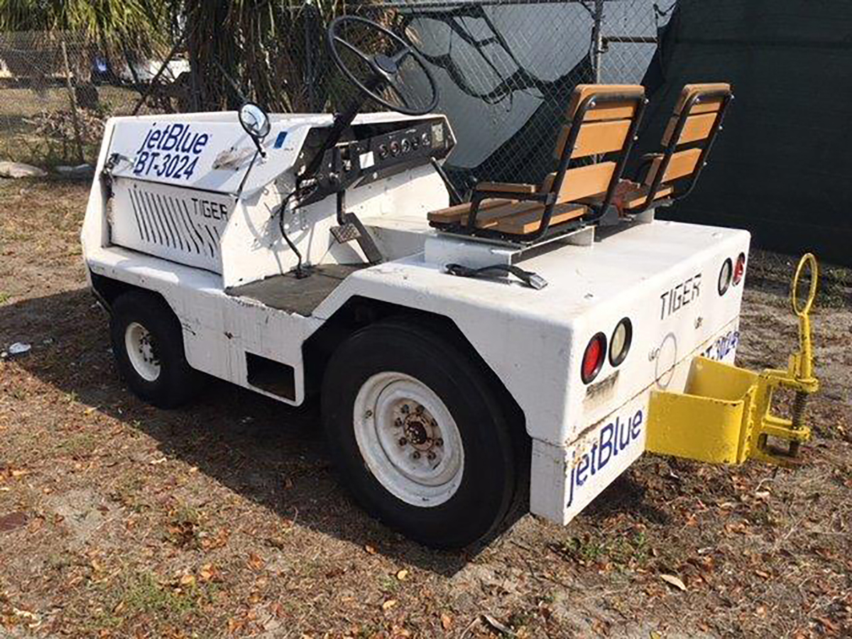 Baggage Tractor TIG-30