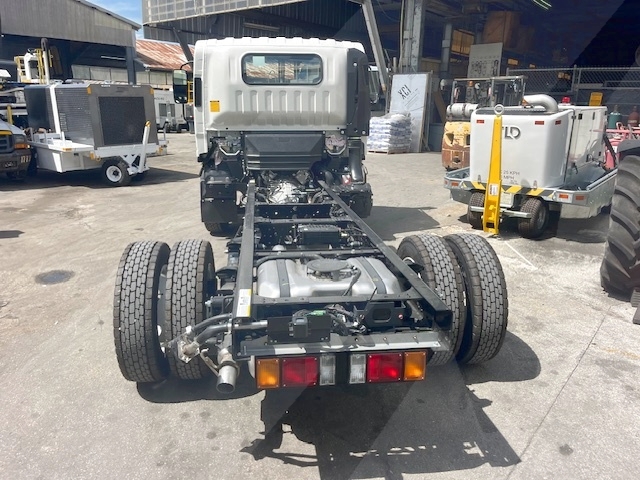 Truck Chassis Isuzu NPR- Gasoline
