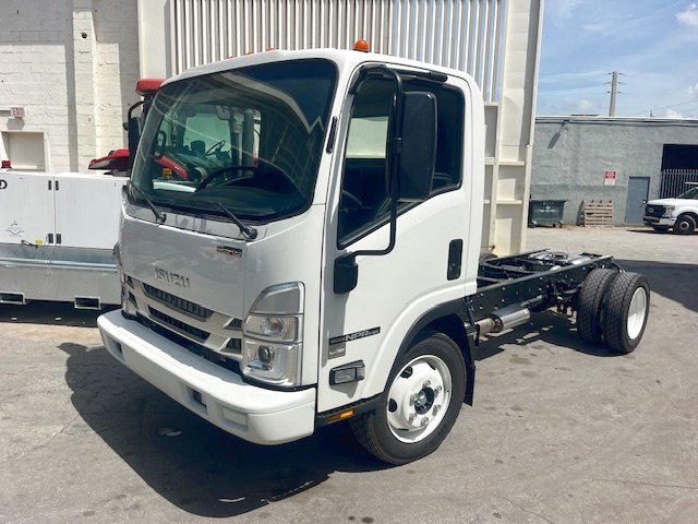 Truck Chassis Isuzu NPR- Gasoline