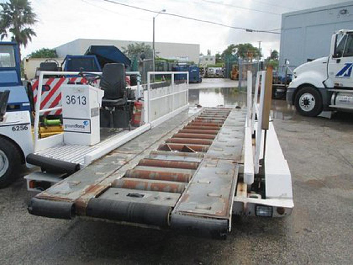 Cargo Loader and Transporter Trepel CCL 35S