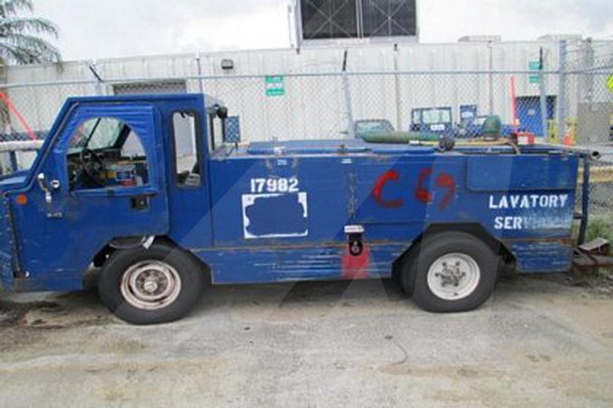 Lavatory Truck  Lift-A-Loft APV- LAV