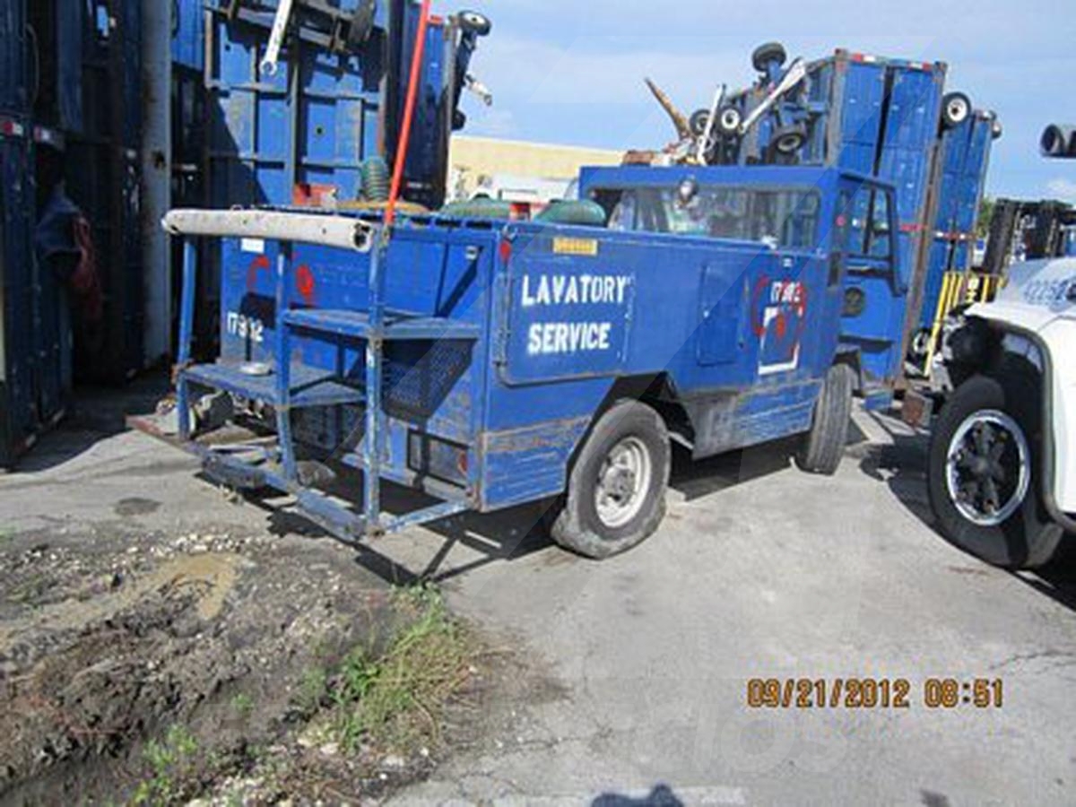 Lavatory Truck  Lift-A-Loft APV- LAV