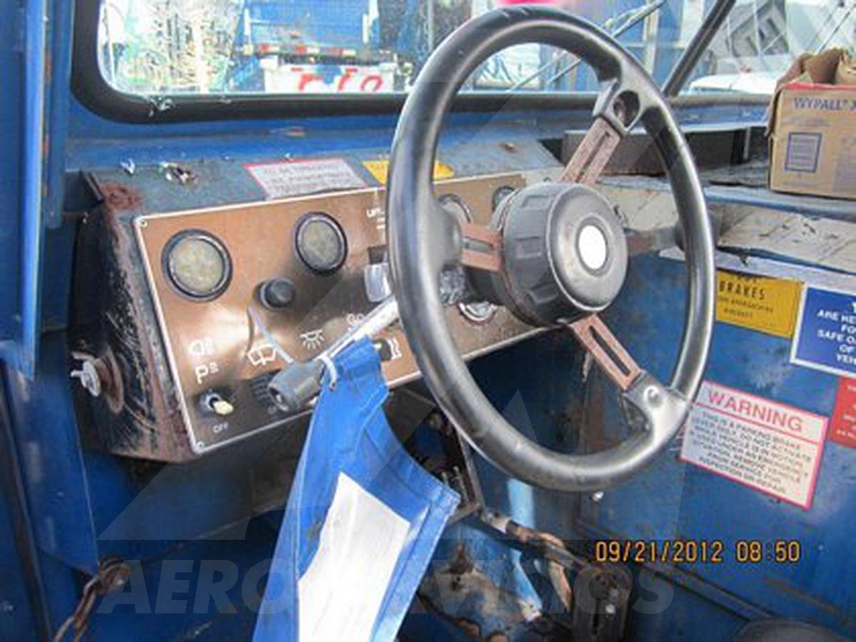 Lavatory Truck  Lift-A-Loft APV- LAV