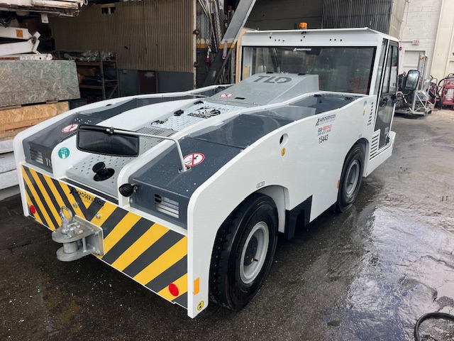 Push Back Tractor TLD TMX-150-15 Tier 4F