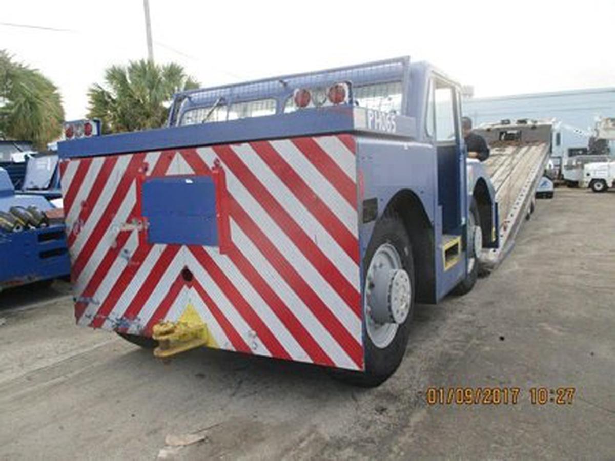 Push Back Tractor Hough-Paymover T-300