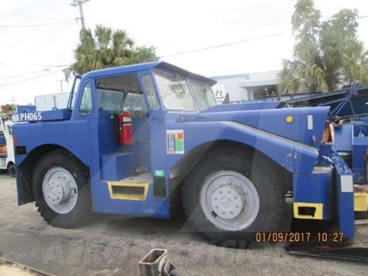 Push Back Tractor Hough-Paymover T-300