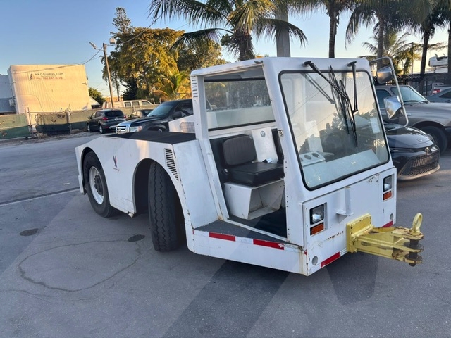 Push Back Tractor FMC B-350
