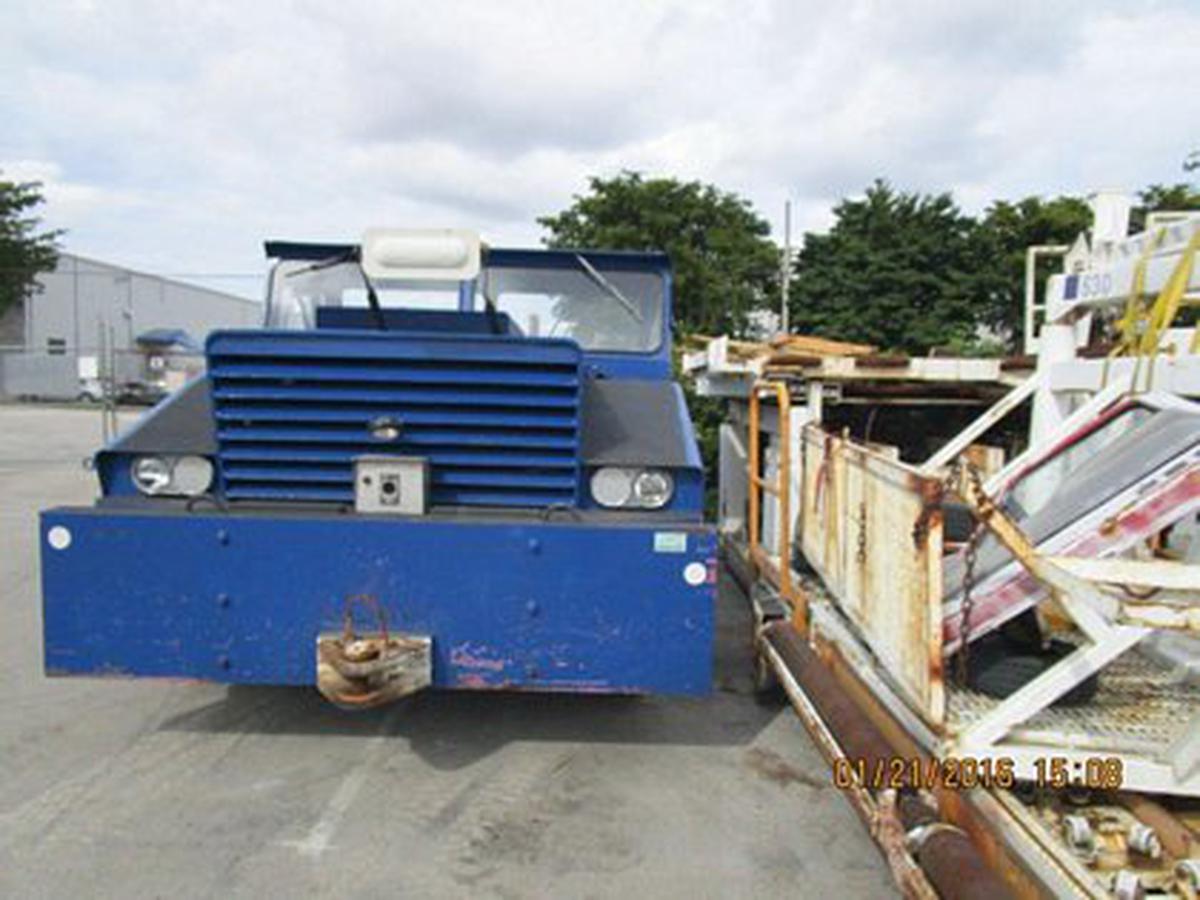 Push Back Tractor Hough-Paymover T-300