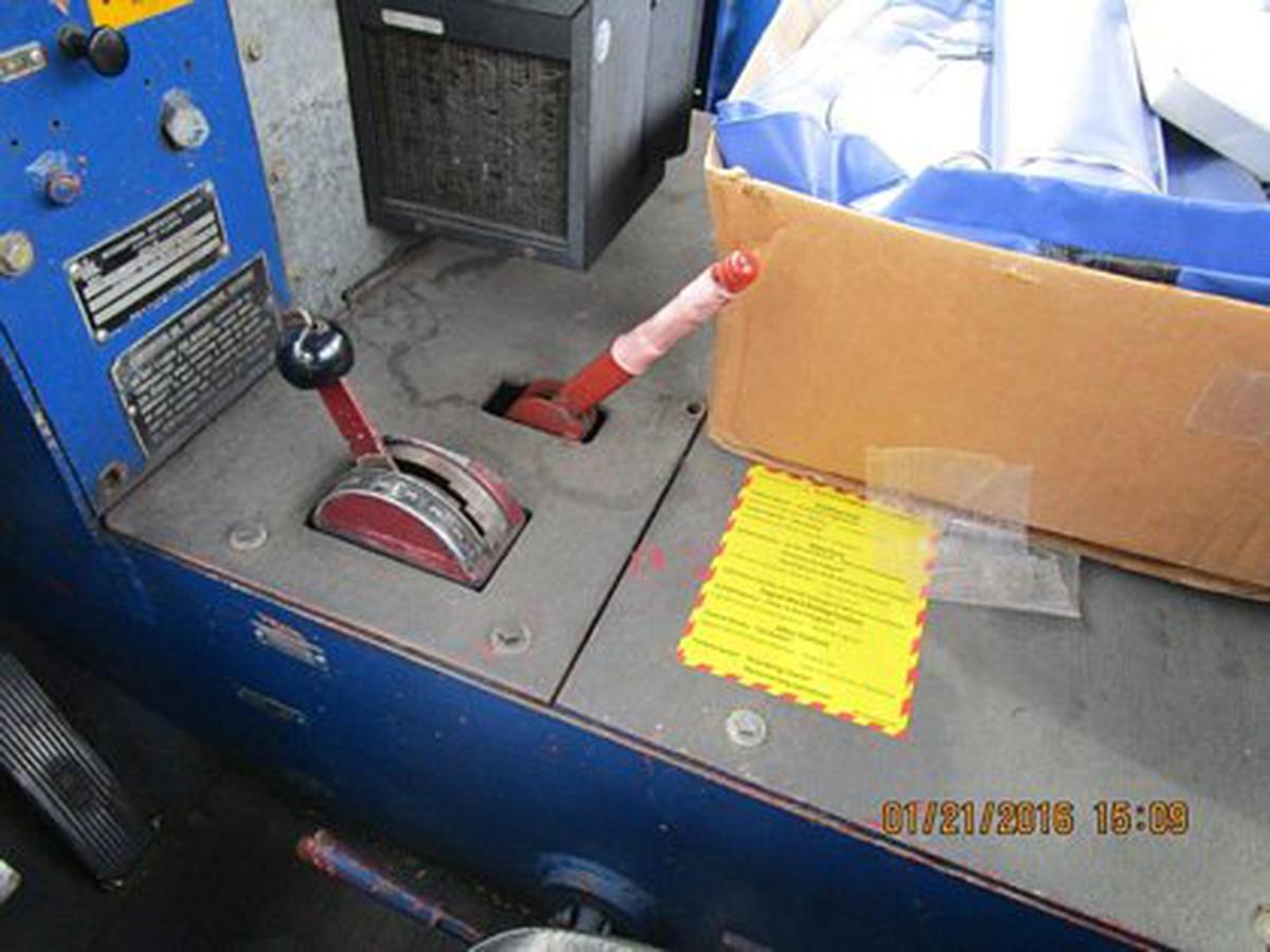 Push Back Tractor Hough-Paymover T-300