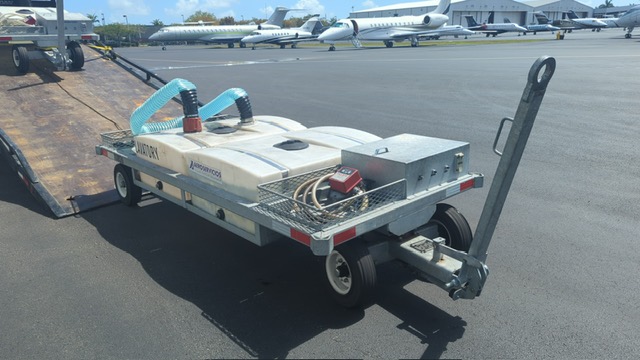 Electric Lavatory Service Cart - Standard GSE STD LC 110/110 ELP