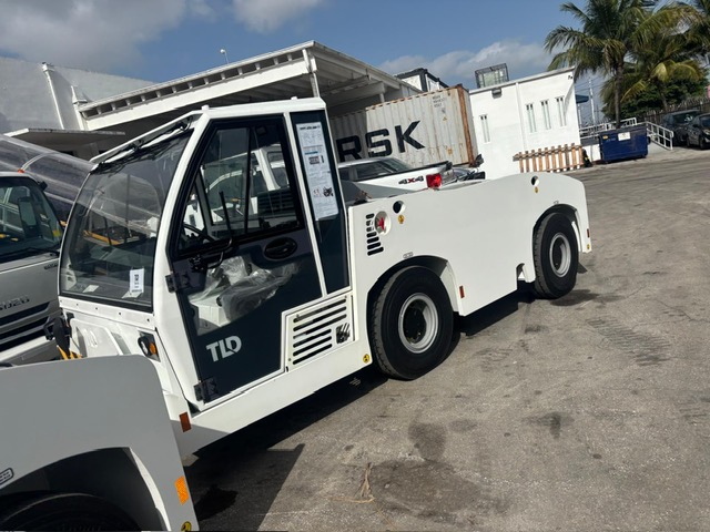 Push Back Tractor TLD TMX-150-9 Tier 4F