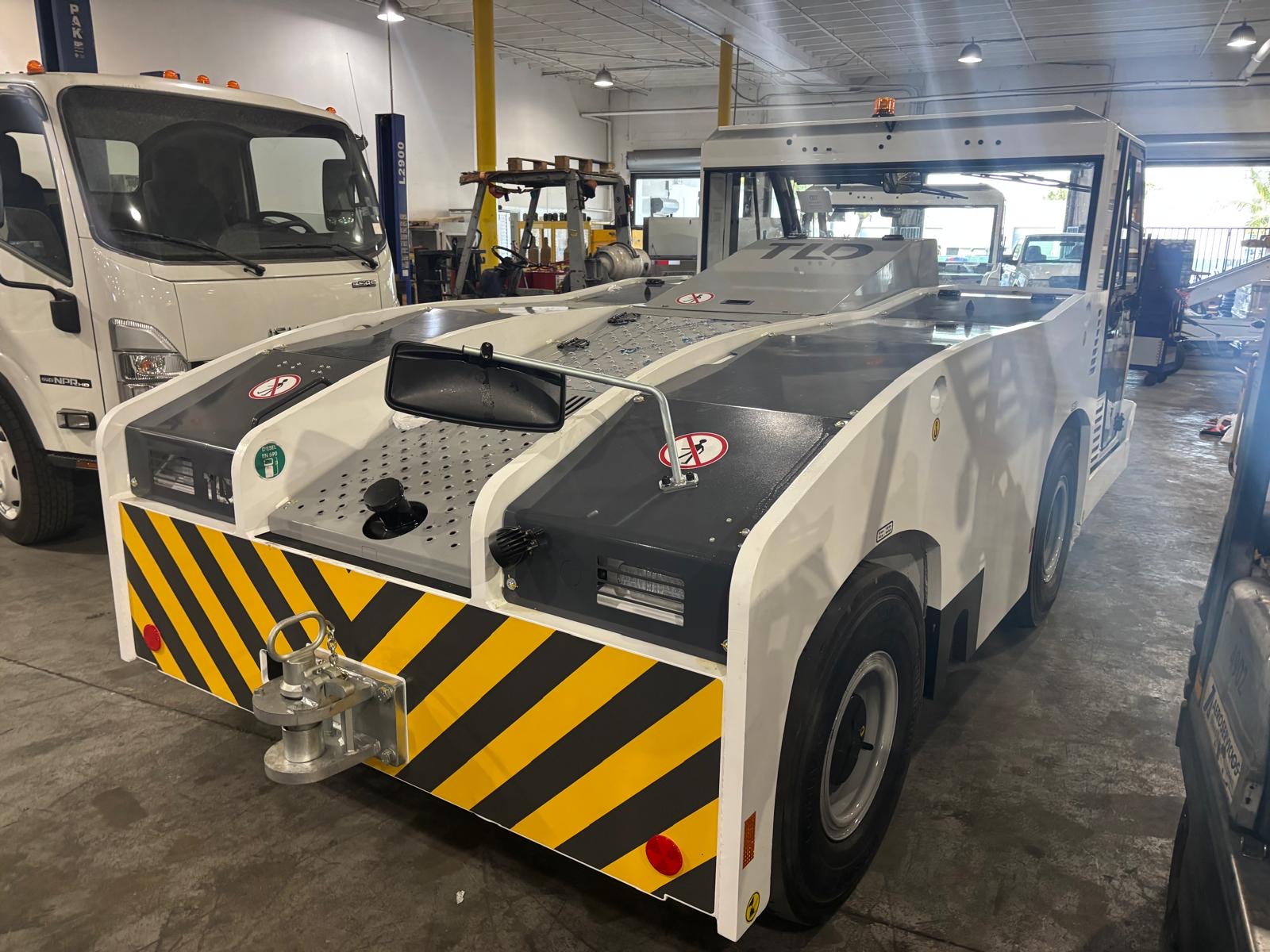 Push Back Tractor TLD TMX-150-9 Tier 4F