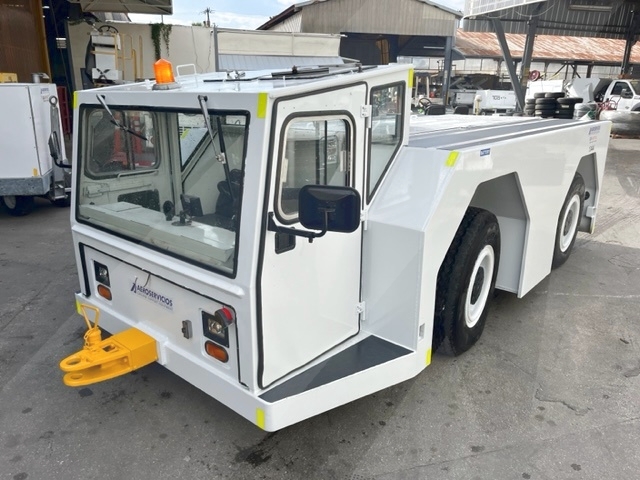 Push Back Tractor S&S GT-50 H R-1