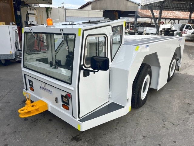 Push Back Tractor S&S GT-50 H R-1