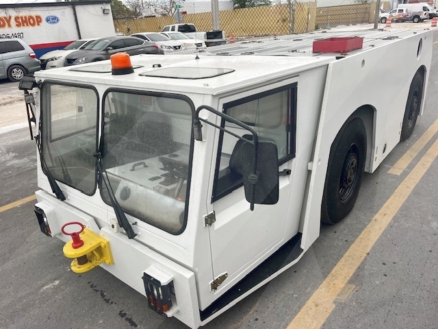 Push Back Tractor TLD TMX-400