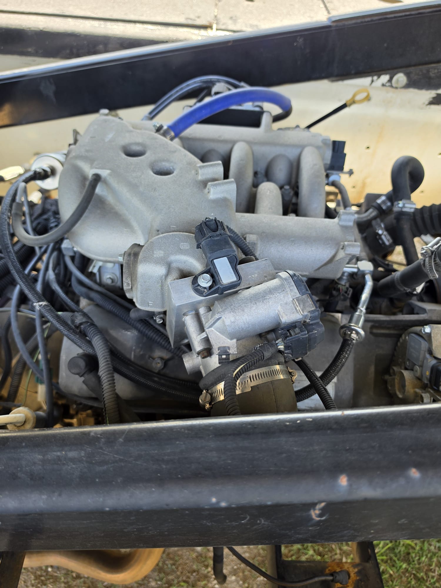 Belt Loader Tug 660