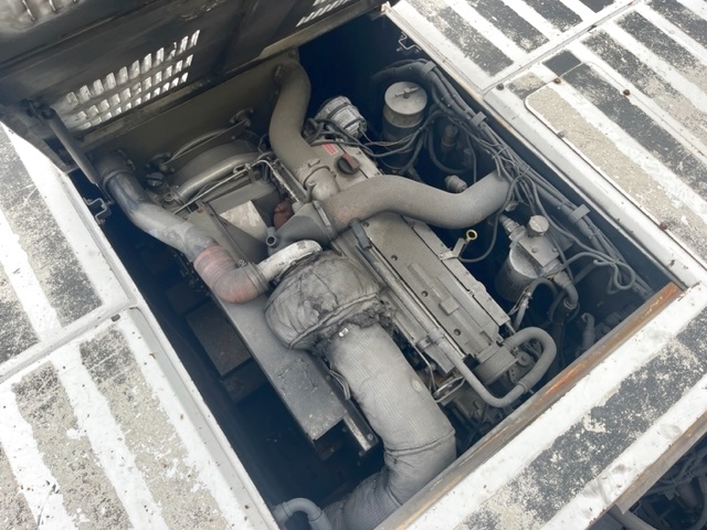 Push Back Tractor S&S GT-110