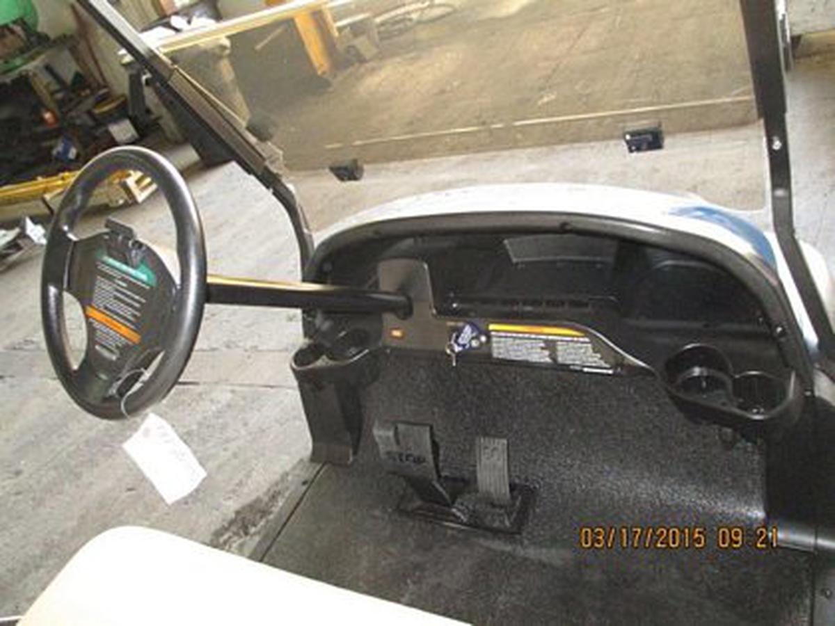 Golf Cart Club Car Precedent Villager 4 Pax