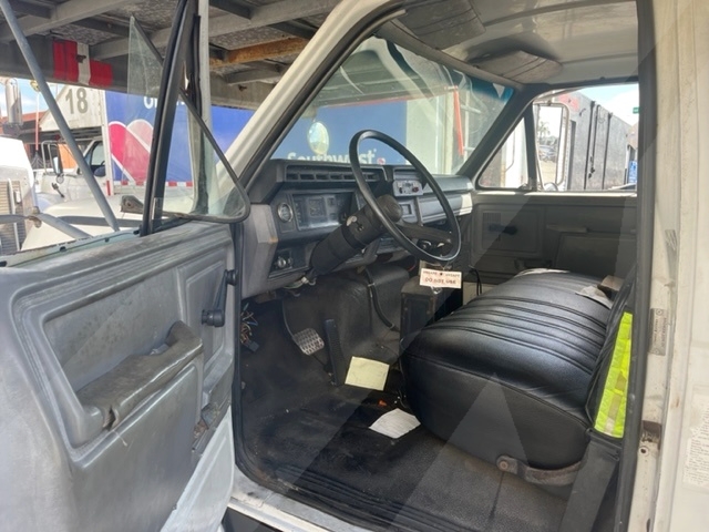 Catering Truck Ford/Hi Way F-800/ CT-14