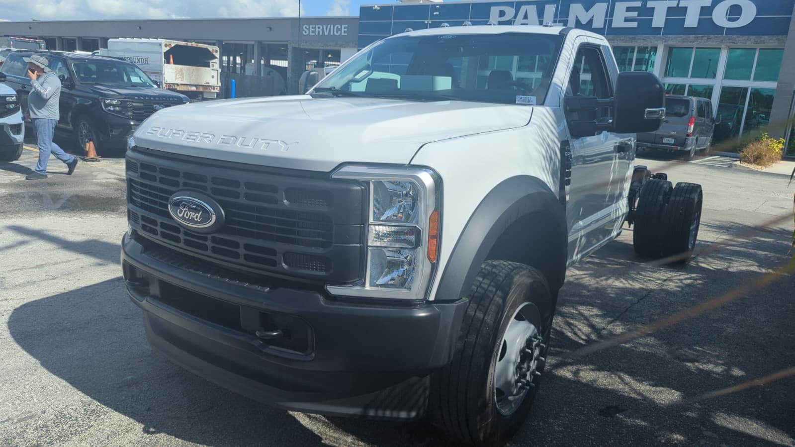 Truck Chassis Ford F-600