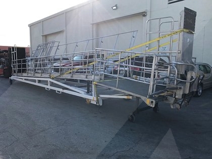 Passenger Boarding Ramp KCI Inc. SGR-2028