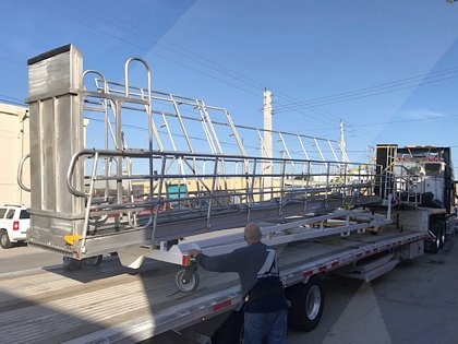 Passenger Boarding Ramp KCI Inc. SGR-2028