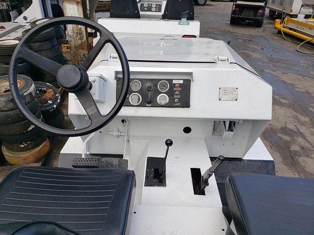 Baggage Tractor S&S BT-345