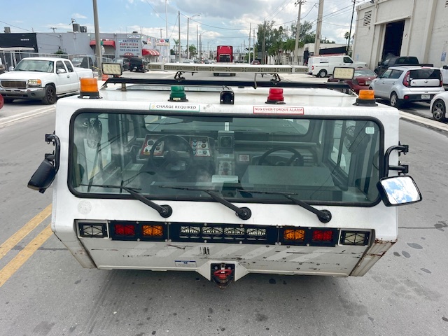 Towbarless Push Back Tractor Lektro AP-8925SDB-AL