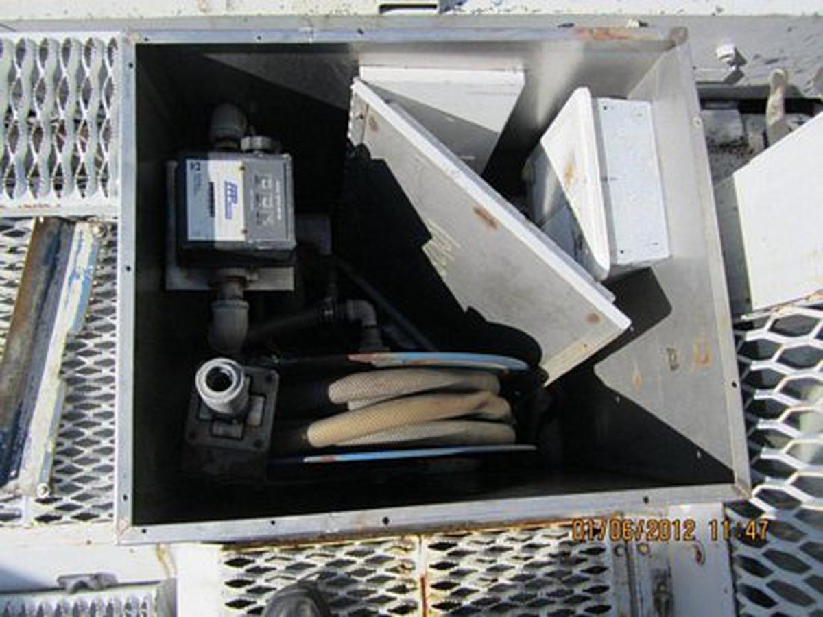 Lavatory Truck ACE 1410-5030